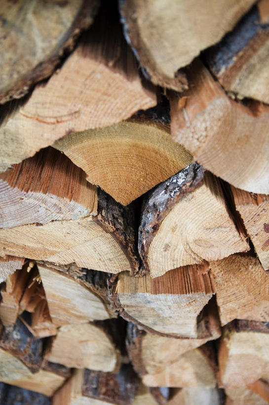 无人,竖图,俯视,室内,特写,白天,一堆,许多,堆叠,堆积,纹路,木材,木头,纹理,木柴,木料,堆,肌理,柴禾,彩图,高角度拍摄,柴火