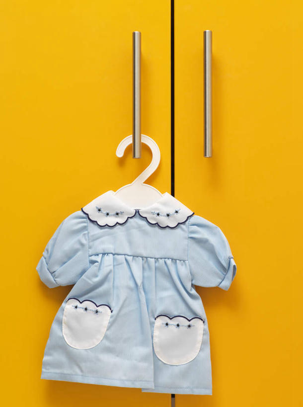 无人,竖图,室内,特写,白天,正面,婴儿服装,柜子,静物,塑料,一个,把手,夹子,门把手,塑料制品,衣橱,单个,门把,衣夹,更衣橱,拉手,彩图,婴儿服