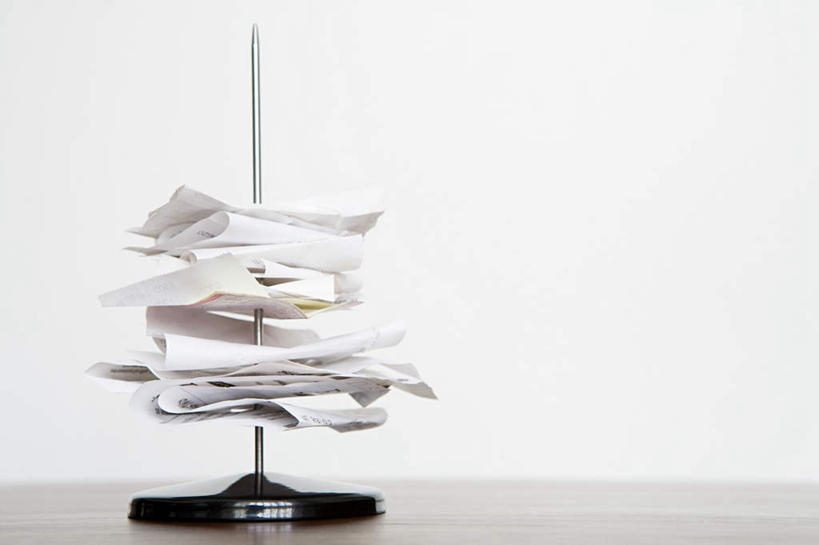 无人,横图,俯视,室内,特写,白天,静物,一堆,许多,堆叠,堆积,材料,档案,文件,墙,墙壁,墙面,一个,白色,资料,单个,堆,文档,菜单叉,传票叉,单插,单据叉,单据插,票叉,票插,票据叉,纸插,彩图,高角度拍摄