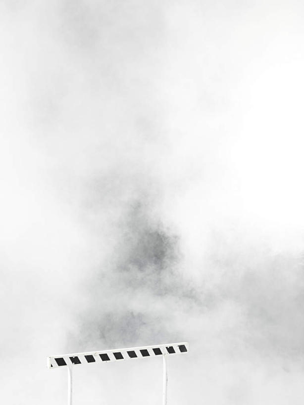 无人,竖图,室内,特写,白天,白色背景,正面,锻炼,快乐,比赛,运动,竞争,朦胧,模糊,粉末,烟雾,娱乐,休闲,粉,摄影,影棚,体育运动,粉状,粉剂,体育,跨栏,彩图,影棚拍摄,健身,拍摄