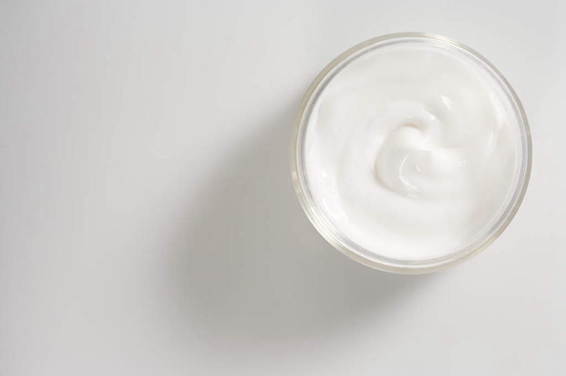 无人,横图,俯视,室内,特写,白天,白色背景,化妆,美容,静物,护肤,阴影,反射,罐子,影子,玻璃制品,一个,白色,玻璃瓶,瓶子,保养,享受,休闲,放松,保健,摄影,影棚,单个,润肤乳,养颜,彩图,高角度拍摄,影棚拍摄,拍摄