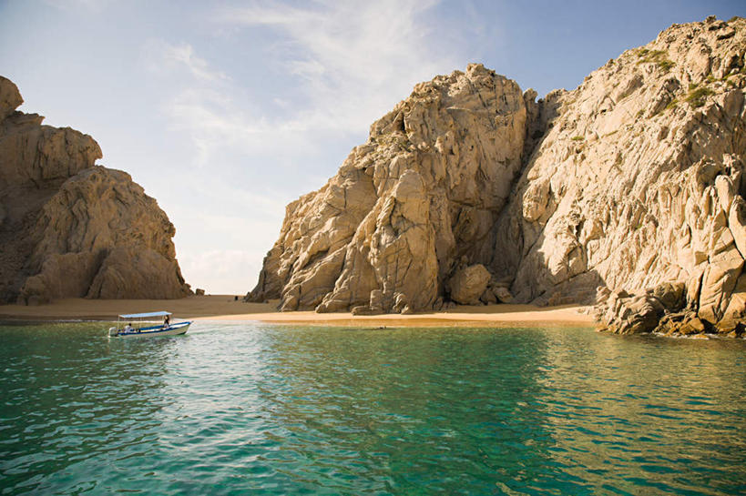 无人,横图,室外,白天,正面,旅游,度假,海浪,海洋,石头,美景,沙滩,墨西哥,阴影,光线,沙子,石子,影子,海岸,景观,浪花,云,云朵,沙地,云彩,娱乐,蓝色,白云,蓝天,天空,阳光,自然,海水,天,享受,休闲,景色,放松,晴朗,北美,北美洲,自然风光,美洲,海景,北亚美利加洲,亚美利加洲,墨西哥合众国,仙人掌王国,北下加利福尼亚,北下加利福尼亚州,下加利福尼亚州,大海,风浪,海,海水的波动,海滩,近岸浪,石块,岩石,涌浪,晴空,彩图