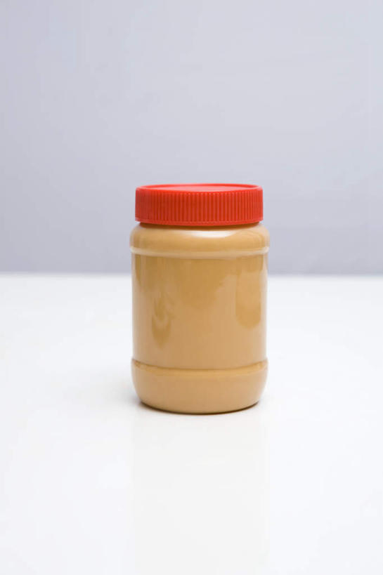 无人,竖图,室内,特写,白天,正面,玻璃,灰色背景,玻璃制品,一个,玻璃瓶,瓶子,果酱,花生酱,摄影,影棚,单个,广口瓶,果子酱,彩图,影棚拍摄,拍摄