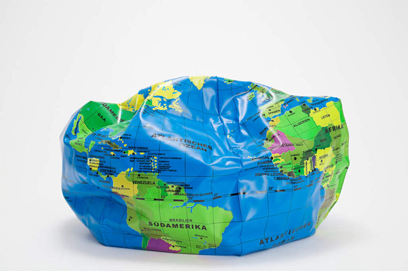 无人,横图,室内,特写,白天,正面,游戏,静物,玩具,灰色背景,塑料,玩,娱乐,一个,气球,塑料制品,休闲,充气玩具,橡胶,益智,摄影,影棚,单个,活动,发泄,消遣,智力,橡胶制品,宣泄,玩耍,嬉戏,彩图,影棚拍摄,拍摄