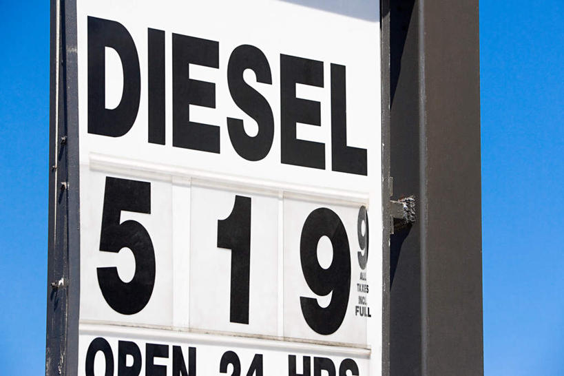 无人,横图,室外,特写,白天,正面,指示牌,静物,阴影,光线,英文,标志,数字,文字,影子,字符,字母,标识,蓝色,白色,黑色,蓝天,天空,阳光,天,阿拉伯数字,晴朗,英文字母,万里无云,晴空,晴空万里,彩图