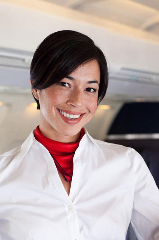 东方人,脸,头,脸颊,一个人,空姐,站,笑,微笑,露齿笑,竖图,室内,特写,白天,正面,工作服,制服,飞机,照明,亚洲,仅一个年轻女性,仅一个女性,仅一个人,朦胧,模糊,壁灯,灯光,交通,注视,黄种人,航空,肩膀,灯,灯具,交通工具,观察,看,站着,乘务员,航空乘务员,空乘,运输,观看,照亮,察看,客机,照明设备,关注,载具,工作制服,年轻女性,女人,女性,亚洲人,头部,脸部,脸蛋,面部,站立,半身,彩图,工作套服