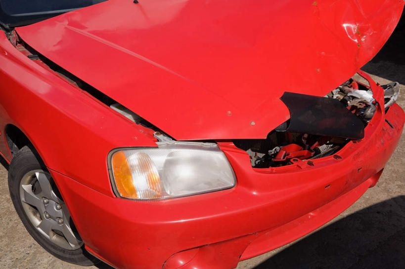 无人,横图,俯视,室内,特写,白天,汽车,照明,一辆,阴影,反射,影子,车,灯,红色,灯具,交通工具,轿车,照亮,照明设备,灾难,载具,车祸,前照灯,前大灯,车前灯,彩图,高角度拍摄