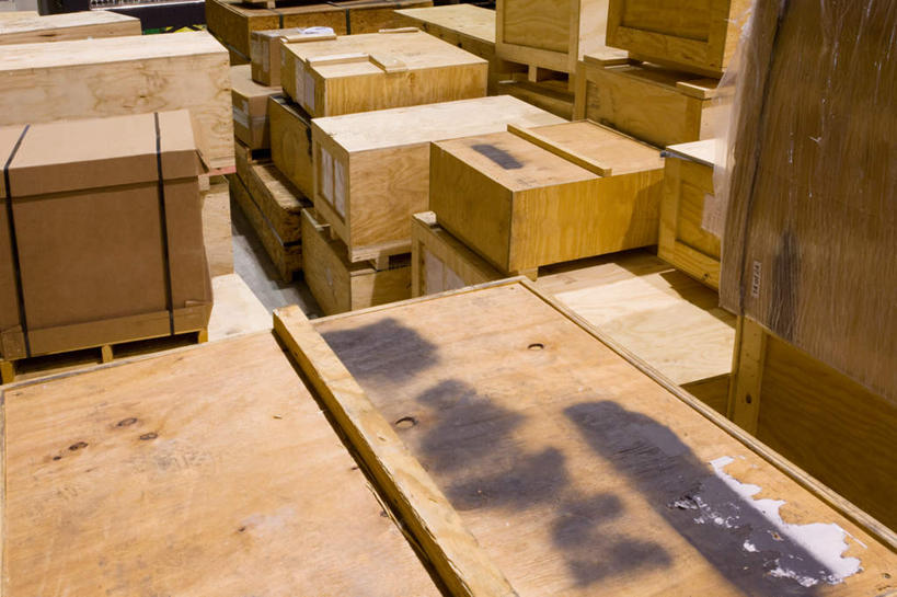 无人,工厂,横图,俯视,室内,白天,一堆,许多,阴影,堆叠,堆积,反射,木制,包装,影子,纸箱,很多,仓库,木制品,容器,箱子,堆,纸板箱,包装箱,彩图,高角度拍摄,工地,制造厂