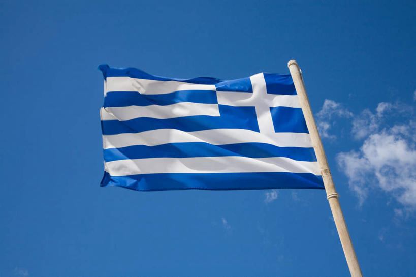 无人,横图,室外,特写,白天,仰视,旅游,度假,美景,旗帜,国旗,希腊,欧洲,一面,阴影,漂浮,飘扬,光线,旗杆,影子,景观,云,云朵,飘落,云彩,娱乐,蓝色,白云,蓝天,天空,阳光,自然,天,享受,休闲,景色,放松,晴朗,下沉,自然风光,降落,希腊共和国,飘零,爱奥尼亚群岛,伊奥尼亚群岛,扎金索斯,扎金索斯岛,旗,晴空,彩图,低角度拍摄