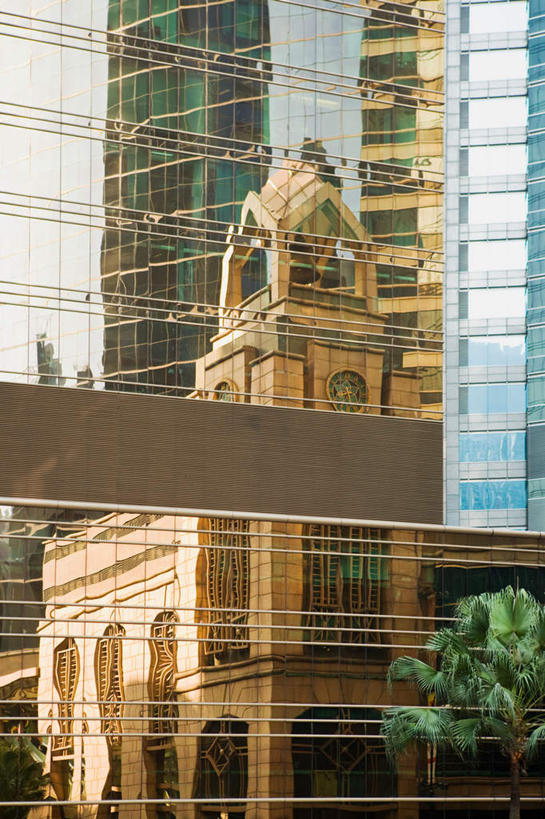 无人,高楼大厦,竖图,室外,白天,仰视,度假,办公楼,美景,植物,城市风光,城市,大厦,建筑,摩天大楼,写字楼,雕塑,香港,中国,亚洲,艺术,装饰,雕刻,雕像,景观,娱乐,树,树木,绿色,自然,工艺品,楼宇,享受,休闲,商务楼,景色,放松,生长,成长,纪念,美术,港,主题,陈列,东亚,香港特别行政区,港澳台,中华人民共和国,功能,美学,漆雕,彩图,低角度拍摄,大楼,高层建筑,高楼,摩天楼