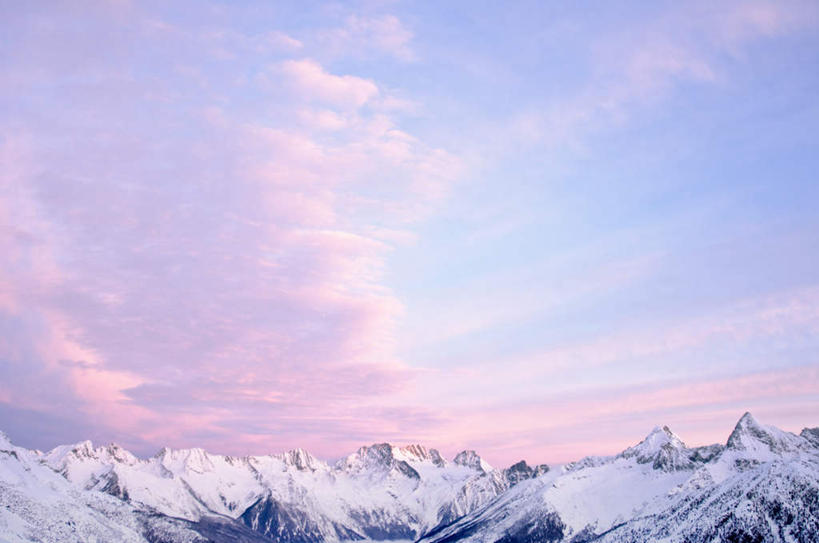 无人,公园,横图,室外,白天,仰视,旅游,度假,美景,日落,山,雪,雪山,大雪,美国,冰,积雪,景观,山峰,晚霞,霞光,雪景,云,云朵,冬季,冬天,落日,山峦,云彩,娱乐,白云,自然,黄昏,享受,休闲,景色,彩霞,放松,寒冷,冰冷,北美,北美洲,国家公园,自然风光,美洲,蒙大拿州,冰川国家公园,北亚美利加洲,亚美利加洲,严寒,冰凉,酷寒,凛冽,凛凛,极冷,蒙大拿,长空之乡,财富之州,夕照,夕阳,彩图,低角度拍摄,斜阳