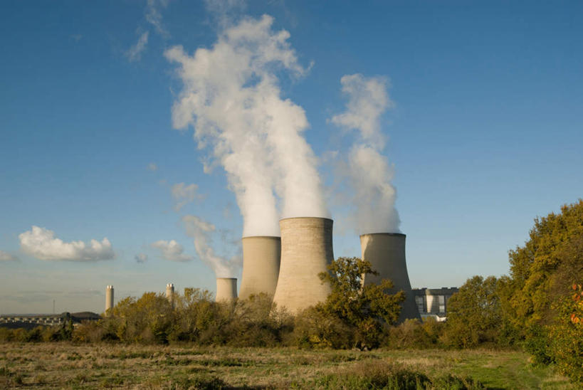 无人,家,工厂,横图,室外,白天,仰视,度假,烟囱,草地,草坪,美景,植物,城市风光,城市,英国,欧洲,房屋,屋子,景观,烟雾,娱乐,楼房,住宅,草,树,树木,蓝色,绿色,蓝天,天空,自然,天,享受,休闲,发电站,景色,放松,生长,晴朗,成长,污染,西欧,大不列颠,牛津,世界文化遗产,大不列颠及北爱尔兰联合王国,万里无云,传染,大不列颠联合王国,日不落英帝国,牛津市,晴空,晴空万里,彩图,低角度拍摄,房子,工地,制造厂