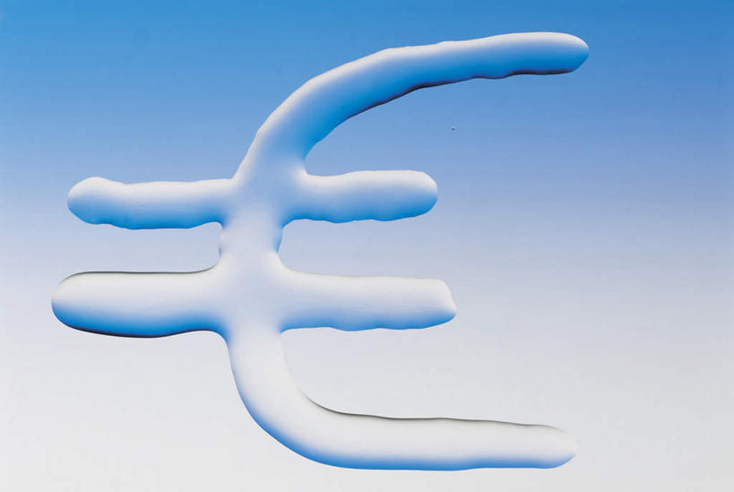 无人,横图,室内,特写,白天,正面,水,阴影,蓝色背景,反射,标志,符号,钱币,文字,液体,影子,字符,字母,水滴,欧元,标识,摄影,影棚,货泉,钱银,货币,彩图,影棚拍摄,拍摄