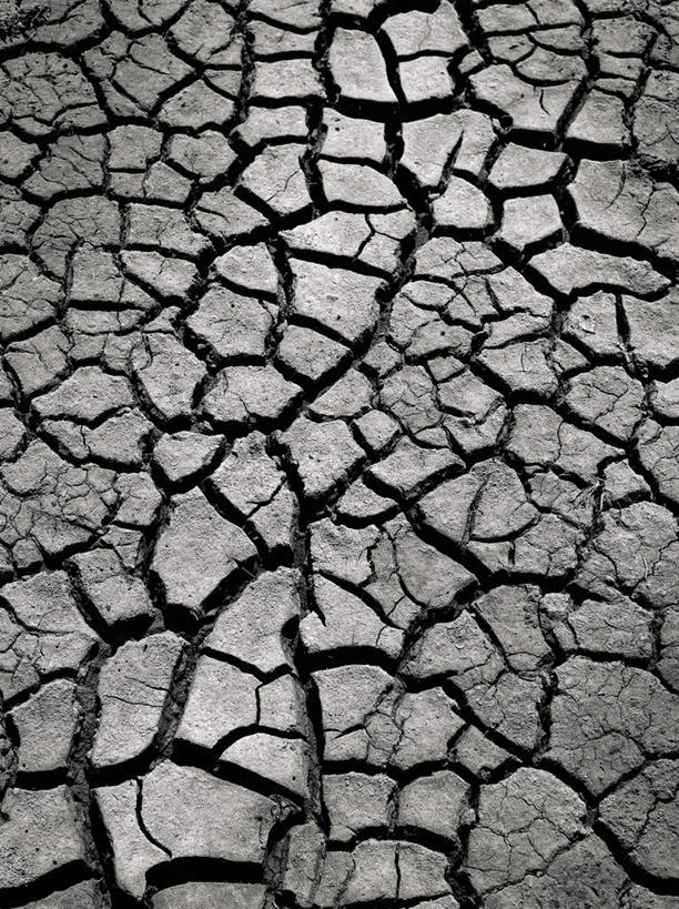 无人,竖图,俯视,室外,特写,白天,美景,沙漠,阴影,破碎,干燥,光线,影子,景观,泥土,土壤,阳光,自然,景色,碎裂,破裂,枯燥,自然风光,分裂,大漠,砂漠,彩图,高角度拍摄,决裂