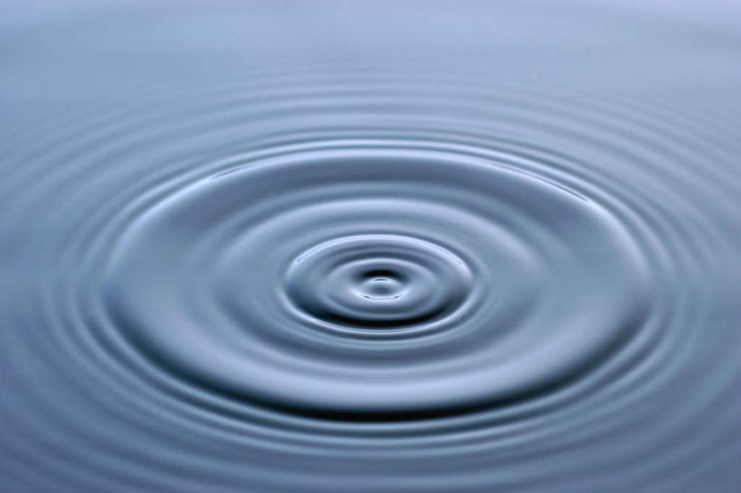 无人,横图,俯视,室内,特写,白天,水,波纹,环绕,围绕,圆形,液体,水滴,环抱,水纹,波浪,萦绕,彩图,高角度拍摄