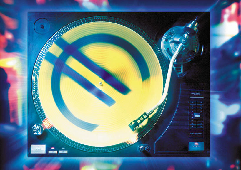 无人,横图,室内,白天,正面,聚会,奢侈,陶醉,夜生活,快乐,指示牌,阴影,光线,标志,符号,图形,影子,灯光,唱片,欧元,音乐,音乐播放器,娱乐,标识,享受,休闲,放松,金融,夜店,夜总会,电唱机,留声机,货币,唱片机,彩图,播放器,沉醉