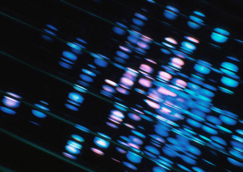 无人,横图,室内,特写,白天,正面,抽象,运动,一排,许多,黑色背景,朦胧,模糊,整齐,光线,科学,圆点,直线,斑点,光,几何,速度,排列,垂直,摄影,影棚,跟踪,队列,视觉,物理,光学,物理学,幻觉,几何形状,自然科学,彩图,影棚拍摄,拍摄