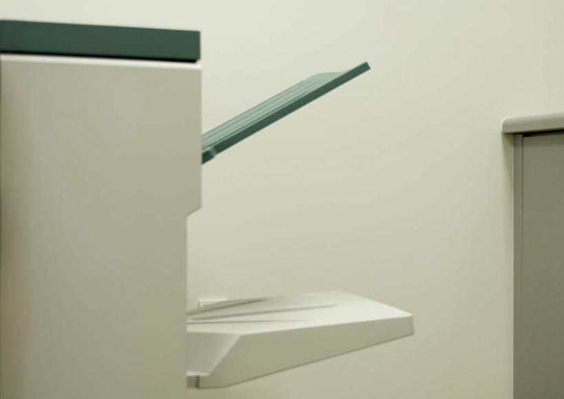 无人,办公室,横图,室内,白天,正面,太阳,柜子,家具,装修,建筑,欧式,阴影,装饰,光线,影子,房屋,墙,屋子,建设,现代,装潢,洋房,墙壁,墙面,阳光,橱柜,室内装潢,复印机,明亮,舒适,家居装潢,房屋设计,地中海风格,简约风格,室内设计,宽敞,办公家具,样板房装潢,设计,彩图,房子