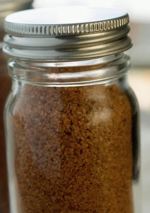 无人,竖图,室内,特写,白天,正面,按摩,美容,许多,护肤,褐色,玻璃制品,一个,玻璃瓶,瓶子,保养,享受,休闲,放松,SPA水疗,保健,温泉浴场,单个,浴盐,养颜,矿泉疗养地,彩图,水疗