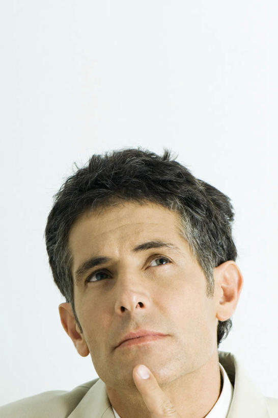 西方人,脸,头,脸颊,头发,一个人,摸,竖图,室内,特写,白天,白色背景,正面,欧洲,欧洲人,仅一个男性,仅一个人,仅一个中年男性,抚摸,黑色,思考,思索,想,摄影,影棚,男人,男性,中年男性,白种人,头部,脸部,脸蛋,面部,触摸,接触,半身,彩图,影棚拍摄,拍摄