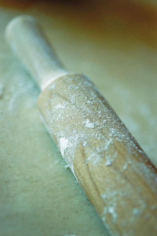 无人,竖图,俯视,室内,特写,白天,餐桌,桌子,静物,餐具,朦胧,模糊,擀面杖,面粉,一个,摄影,影棚,单个,餐台,烹调用具,彩图,高角度拍摄,影棚拍摄,拍摄