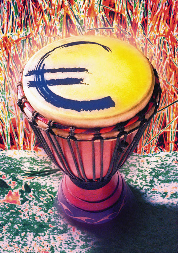 无人,竖图,俯视,黑白,室外,特写,白天,静物,风俗,民俗,标志,符号,文字,字符,字母,墙,鼓,乐器,标识,墙壁,墙面,一个,单个,打击乐器,节奏,节拍,非洲鼓,民风,传统乐器,高角度拍摄