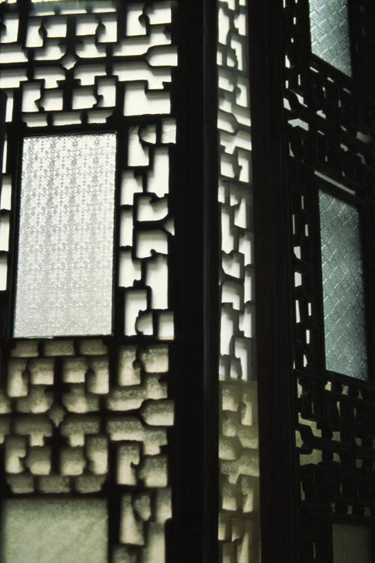 无人,家,客厅,竖图,室内,白天,正面,家具,门,装修,建筑,阴影,花纹,装饰,光线,木制,影子,纸,窗,房屋,屋子,公寓,古典,建设,装潢,洋房,楼房,住宅,阳光,门框,室内装潢,中式,明亮,起居室,舒适,家居装潢,房屋设计,室内设计,宽敞,样板房装潢,设计,彩图,房子