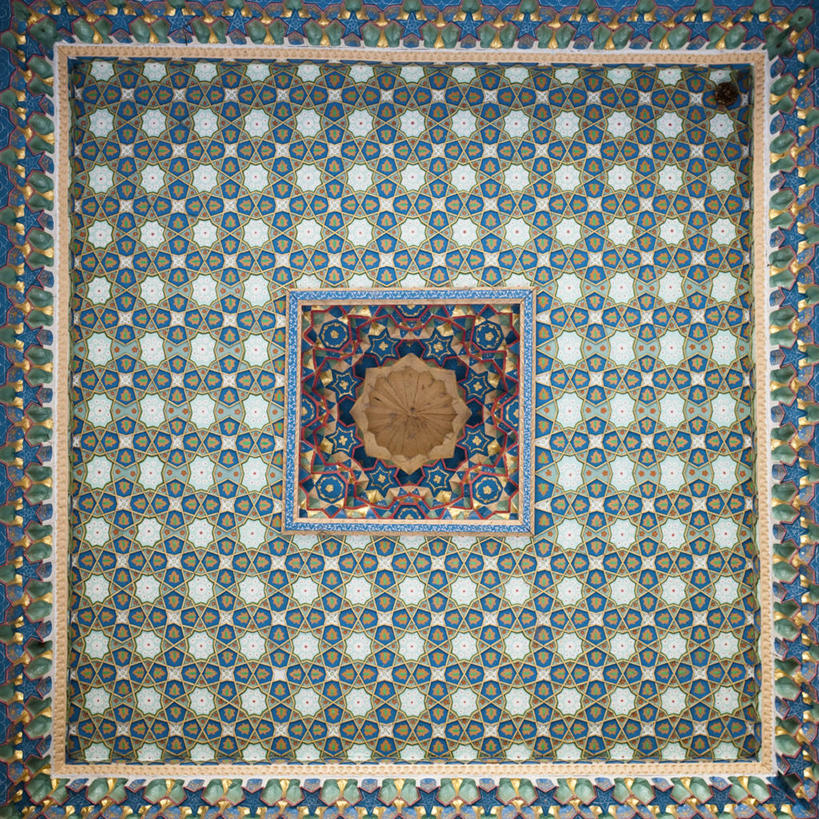 无人,方图,室内,特写,白天,仰视,乌兹别克斯坦,亚洲,花纹,装饰,图形,正方形,屋顶,几何,顶棚,华丽,修饰,点缀,中亚,数学,衬托,美观,雅致,雅观,乌兹别克斯坦共和国,布哈拉,彩图,低角度拍摄,几何图形,平面图形,正四边形