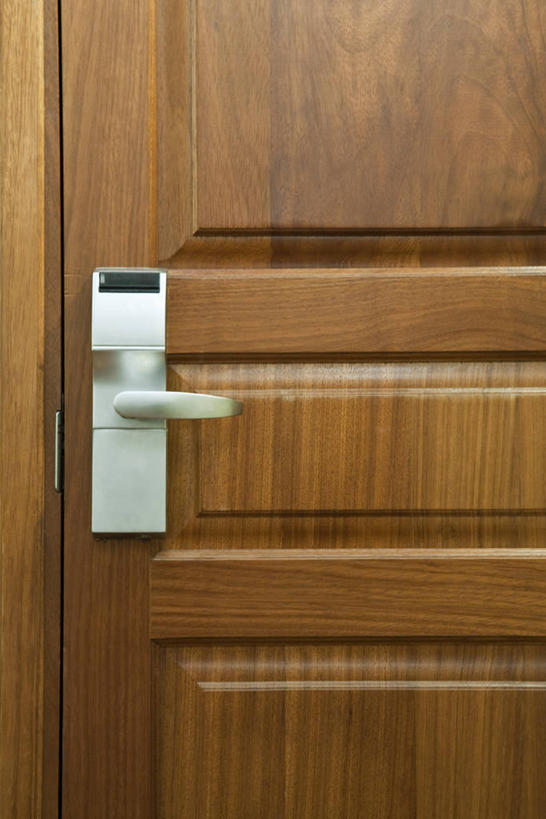 无人,宾馆,竖图,室内,特写,白天,正面,纯洁,门,酒店,静物,木制,银色,把手,门把手,木制品,门框,信仰,门把,高贵,雅致,拉手,彩图,客店,客栈,旅店,旅馆,旅舍,汽车旅馆