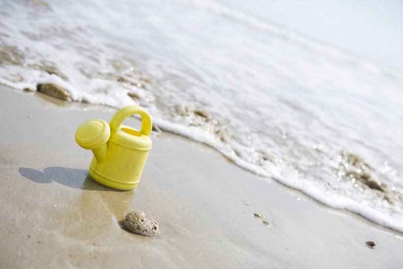 无人,横图,俯视,室外,白天,旅游,度假,海浪,海洋,石头,美景,沙滩,法国,欧洲,朦胧,模糊,壶,沙子,石子,海岸,景观,浪花,水平线,辽阔,海平线,沙地,洒水壶,娱乐,水壶,一个,黄色,蓝色,蓝天,天空,自然,海水,天,享受,休闲,广阔,景色,放松,晴朗,单个,一望无际,自然风光,海景,万里无云,法兰西共和国,法兰西第五共和国,浇水壶,无边无际,一马平川,普瓦图.夏朗德,普瓦图.夏朗德大区,夏朗德省,大海,风浪,海,海水的波动,海滩,近岸浪,石块,涌浪,晴空,晴空万里,彩图,高角度拍摄,水天相接,水天一线