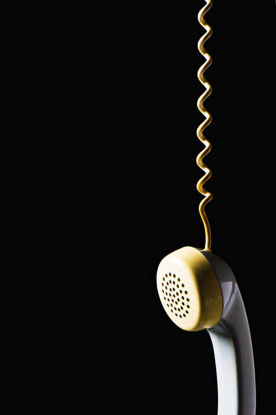 无人,打电话,竖图,室内,白天,正面,电话,黑色背景,通讯设备,一个,话筒,电话线,摄影,影棚,单个,交流,电话机,沟通,通话,彩图,影棚拍摄,拍摄