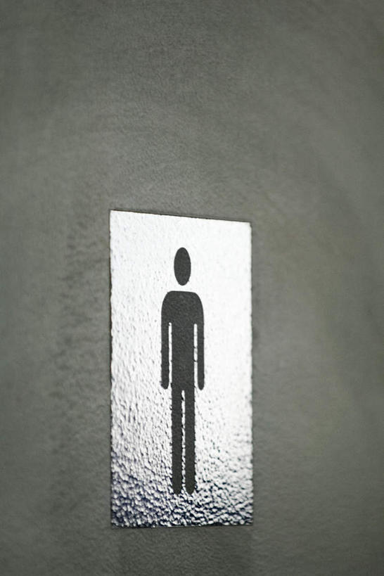无人,竖图,室内,特写,白天,正面,门,卫生间,洗手间,指示牌,静物,标志,文字,标识,一个,灰色,门框,单个,男性,厕所,彩图