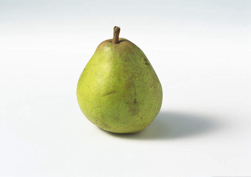 无人,横图,俯视,室内,特写,白天,白色背景,餐桌,桌子,梨,水果,阴影,新鲜,反射,影子,生食,食品,果实,食物,一个,绿色,整个,香梨,摄影,有机食品,绿色食品,影棚,单个,餐台,生梨,彩图,高角度拍摄,影棚拍摄,拍摄