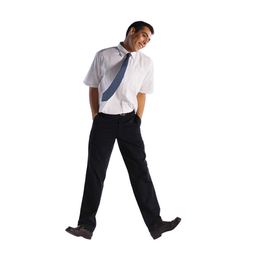 西方人,一个人,商务人士,商务男性,办公室,跳,笑,微笑,露齿笑,方图,室内,白天,正面,衬衫,欧洲,欧洲人,仅一个男性,仅一个人,套装,领带,半空,仅一个年轻男性,商务装,工薪阶层,年轻男性,白种人,年轻人,白领,上班族,插兜,两手抄兜,两手放兜,手插兜,手放口袋,跳跃,彩图,全身,衬衣