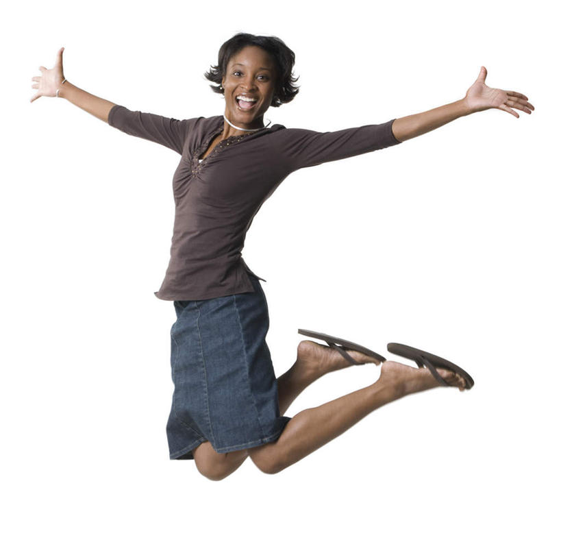 西方人,一个人,跳,伸展双臂,笑,微笑,露齿笑,横图,室内,白天,白色背景,正面,凉鞋,裙子,鞋子,欧洲,非洲,黑人,欧洲人,仅一个年轻女性,仅一个女性,仅一个人,阴影,服装,反射,影子,注视,休闲装,长裙,衣服,观察,看,休闲,休闲服,摄影,服饰,影棚,观看,半身裙,察看,关注,年轻女性,女人,女性,非洲人,敞开双臂,伸开双臂,跳跃,展开双肩,张开手臂,张开双臂,彩图,全身,影棚拍摄,夹趾拖鞋,人字拖,人字拖鞋,拍摄