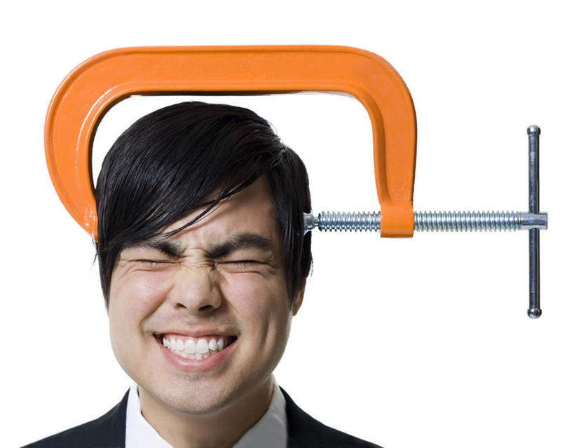 东方人,脸,头,脸颊,头发,一个人,商务人士,商务男性,闭眼,横图,室内,特写,白天,白色背景,正面,衬衫,亚洲,仅一个男性,仅一个人,套装,工具,黄种人,仅一个年轻男性,一个,黄色,黑色,张嘴,疼痛,机械,摄影,影棚,单个,悲伤,机械工程,五金,工程,痛苦,商务装,张大嘴巴,工薪阶层,虎钳,钳工工具,台虎钳,疾苦,苦楚,男人,男性,年轻男性,亚洲人,头部,直发,脸部,脸蛋,面部,白领,上班族,张开嘴,闭眼睛,闭着眼,闭着眼睛,半身,彩图,影棚拍摄,衬衣,拍摄,短发