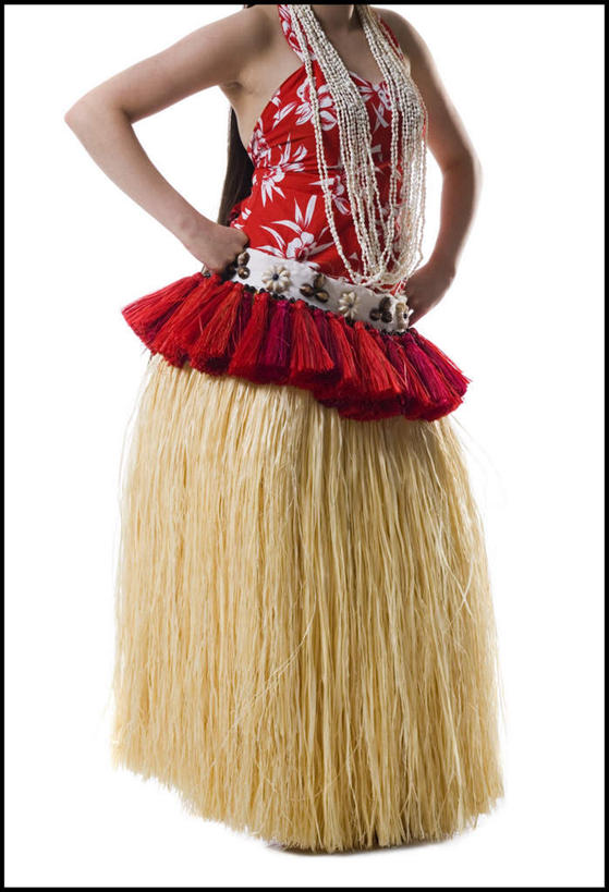 西方人,一个人,跳舞者,站,竖图,室内,白天,白色背景,正面,裙子,跳舞,项链,欧洲,欧洲人,仅一个年轻女性,仅一个女性,仅一个人,一条,服装,手叉腰,装饰品,衣服,饰品,首饰,叉腰,站着,摄影,服饰,影棚,半身裙,双手叉腰,衣着,穿着,草裙舞,草裙,舞姿,衣饰,年轻女性,女人,女性,白种人,舞蹈家,舞蹈演员,舞者,站立,半身,彩图,影棚拍摄,拍摄,舞蹈,呼拉舞