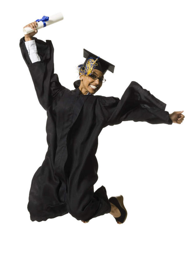 西方人,一个人,学生,跳,笑,微笑,露齿笑,竖图,室内,白天,白色背景,正面,欧洲,非洲,黑人,欧洲人,仅一个女性,仅一个人,握,丝绸,丝带,文凭,缎带,半空,拿,拿着,注视,绸带,蓝色,观察,看,仅一个中年女性,握着,摄影,流苏,影棚,观看,察看,证书,学士帽,毕业,关注,学士服,学位证,学位证书,垂布,学士袍,女人,女性,中年女性,非洲人,跳跃,彩图,全身,影棚拍摄,拍摄