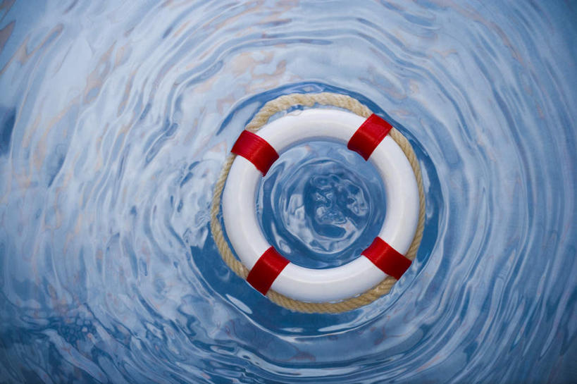 游泳,无人,横图,俯视,室内,特写,白天,沙滩,漂浮,救生圈,沙子,塑料,海岸,沙地,一个,塑料制品,游泳圈,充气,单个,救生,泅水,海滩,彩图,高角度拍摄