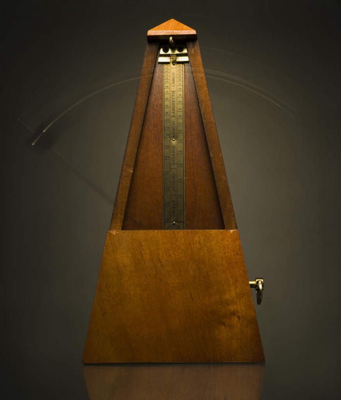 无人,竖图,俯视,室内,特写,白天,静物,节拍器,一个,摄影,影棚,单个,节奏,节拍,稳定,彩图,高角度拍摄,影棚拍摄,拍摄