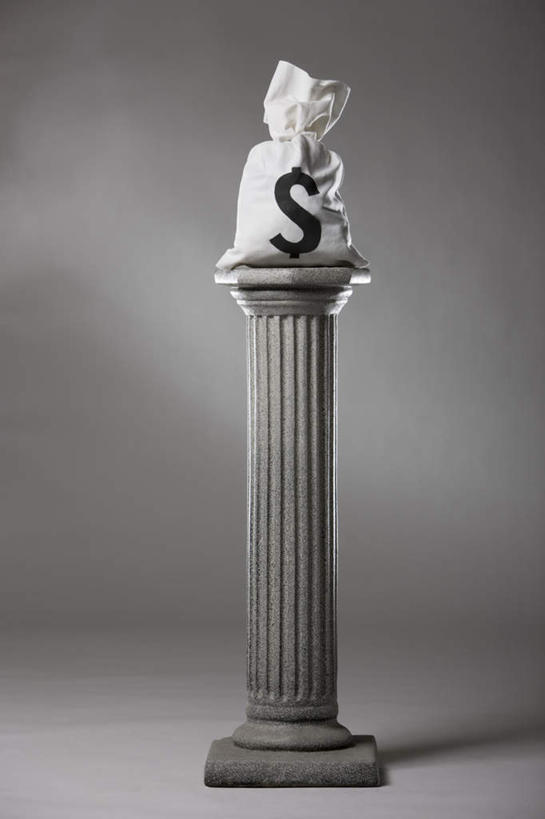 无人,竖图,室内,白天,正面,静物,袋子,阴影,灰色背景,反射,钱币,影子,柱子,麻袋,容器,金融,摄影,影棚,经济,储藏,储存,流通,贸易,货币,彩图,影棚拍摄,拍摄,贮存