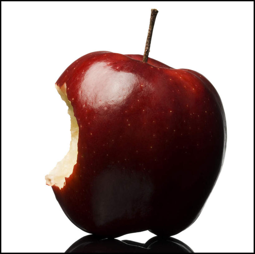 无人,横图,室内,特写,白天,白色背景,正面,苹果,水果,阴影,新鲜,残缺,反射,影子,生食,食品,果实,破损,食物,一个,红色,摄影,有机食品,绿色食品,影棚,单个,残破,彩图,影棚拍摄,拍摄