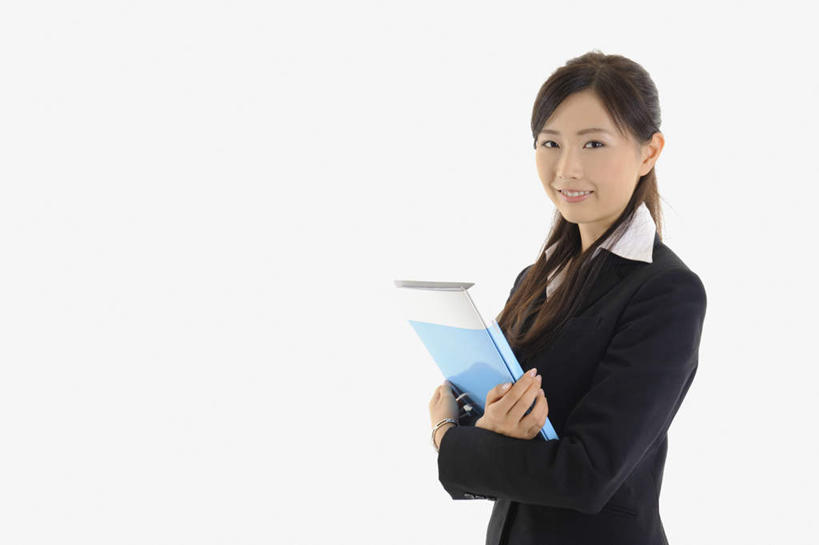 东方人,一个人,商务人士,商务女性,站,笑,微笑,露齿笑,横图,室内,白天,白色背景,正面,亚洲,仅一个年轻女性,仅一个女性,仅一个人,套装,材料,档案,文件,注视,黄种人,资料,观察,看,站着,服务,摄影,影棚,观看,察看,关注,文档,商务装,工薪阶层,服务型行业,年轻女性,女人,女性,亚洲人,白领,上班族,站立,半身,彩图,影棚拍摄,拍摄