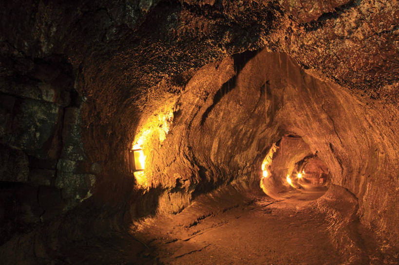 无人,横图,室内,白天,正面,旅游,度假,石头,美景,夏威夷,美国,隧道,石子,洞,景观,娱乐,自然,享受,休闲,景色,熔岩,放松,洞穴,北美,北美洲,国家公园,地道,自然风光,美洲,火山岩,穴,火山岛,夏威夷岛,夏威夷州,爱洛哈之州,夏威夷火山国家公园,北亚美利加洲,亚美利加洲,火山公园,火山国家公园,玄武岩,石块,岩石,彩图