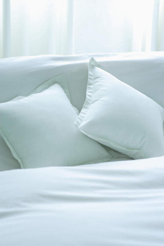 无人,家,客厅,竖图,室内,白天,正面,家具,靠垫,沙发,装修,建筑,装饰,房屋,屋子,靠枕,建设,装潢,楼房,住宅,垫子,室内装潢,枕头,明亮,起居室,舒适,家居装潢,房屋设计,室内设计,宽敞,样板房装潢,设计,彩图,房子,皮沙发