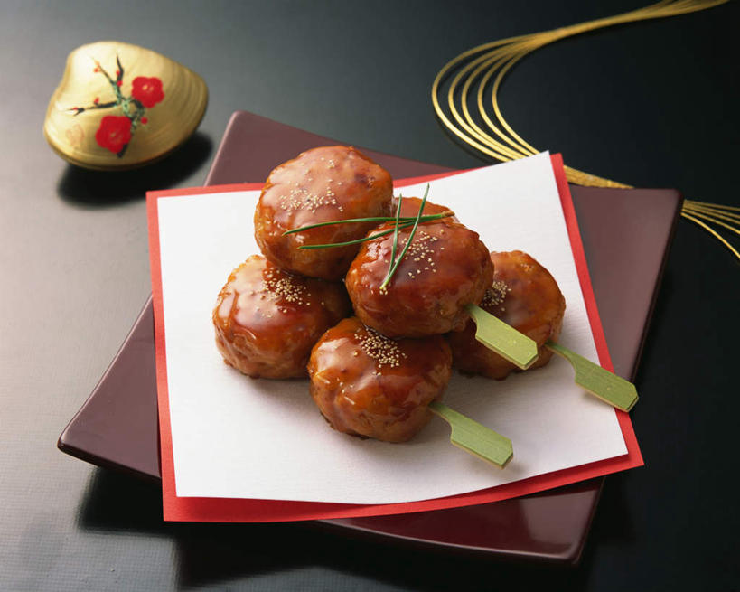 无人,横图,俯视,室内,特写,白天,烹饪,餐桌,桌子,餐具,许多,阴影,黑色背景,光线,碟子,木棒,盘,影子,肉,日本料理,料理,食品,很多,菜肴,美食,肉类,肉丸,食物,盘子,碟,日式料理,日式,摄影,佳肴,影棚,餐台,肉食,彩图,高角度拍摄,影棚拍摄,拍摄