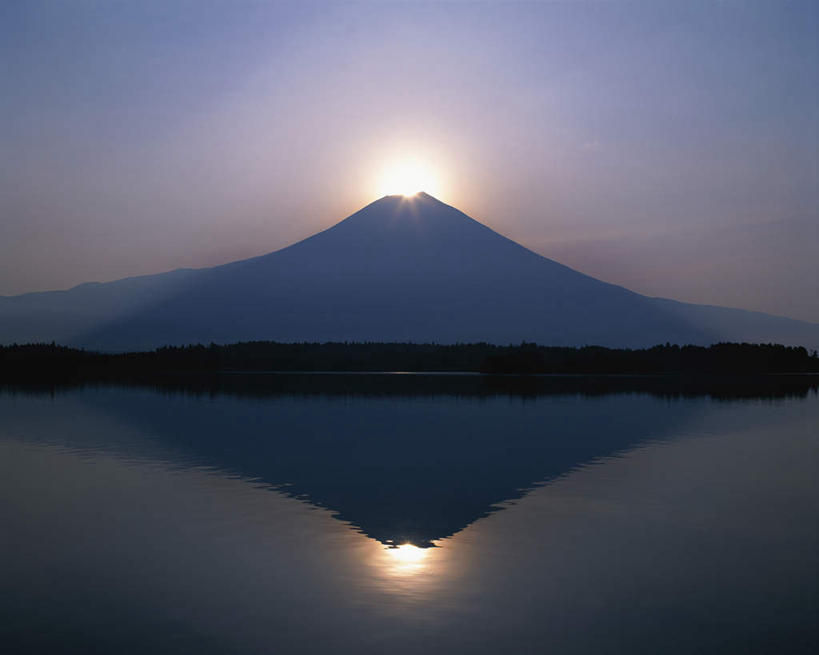 无人,横图,室外,白天,正面,旅游,度假,湖,湖泊,火山,美景,日落,山,山脉,水,太阳,富士山,静冈县,日本,亚洲,阴影,光线,影子,冰面,湖面,景观,山峰,水流,水面,晚霞,霞光,落日,山峦,背光,娱乐,阳光,自然,黄昏,湖水,群山,享受,休闲,景色,彩霞,放松,自然风光,逆光,东亚,本州,本州岛,日本国,中部地方,静冈,山梨,山梨县,夕照,活火山,死火山,休眠火山,夕阳,彩图,斜阳