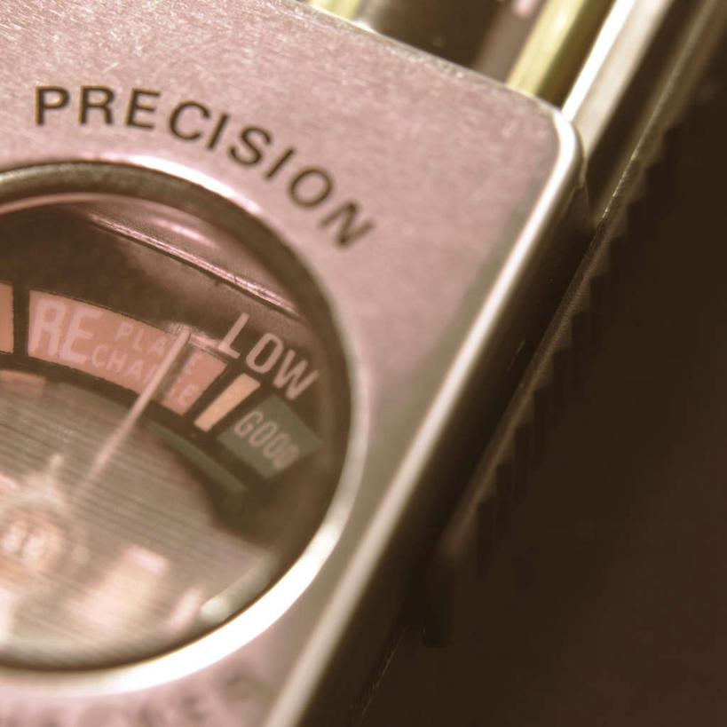 无人,方图,俯视,室内,特写,白天,电子,静物,英文,标志,文字,字符,字母,指针,标识,一个,摄影,影棚,单个,英文字母,供电,精确,仪表,彩图,高角度拍摄,影棚拍摄,拍摄,电池