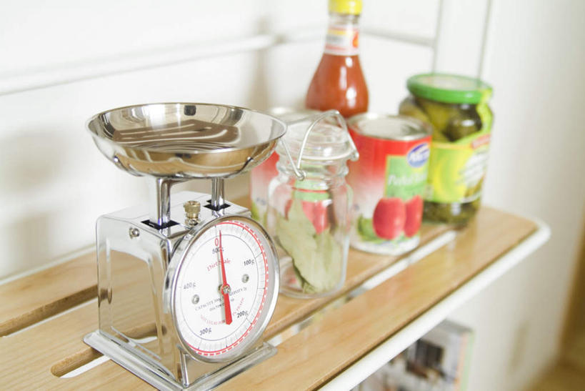 无人,横图,俯视,室内,特写,白天,仪器,罐头,罐子,酱菜,番茄酱,架子,玻璃制品,一个,玻璃瓶,瓶子,单个,衡量,计量,衡器,案秤,秤,彩图,高角度拍摄