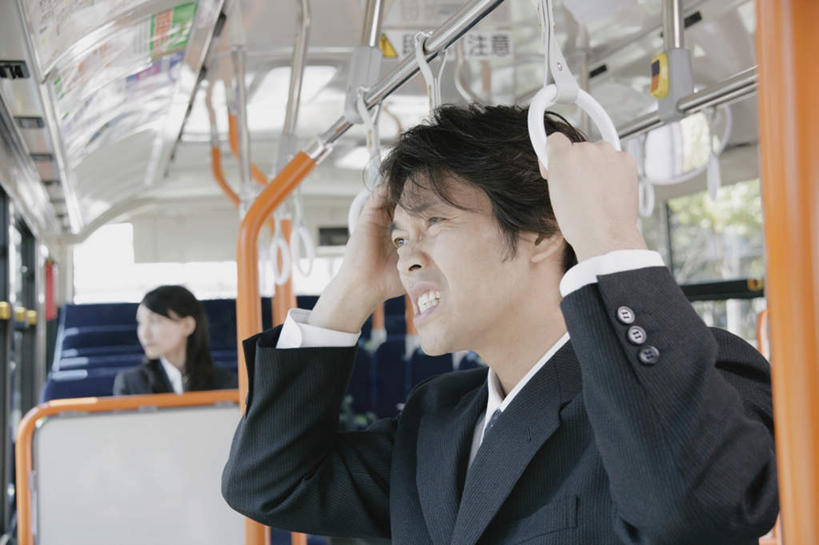 东方人,两个人,同事,商务人士,商务男性,商务女性,站,坐,拉,横图,室内,白天,正面,衬衫,成功,合作,团队,集体,信心,植物,窗户,公共汽车,椅子,亚洲,抓头,套装,扶手,巴士,公交车,注视,黄种人,队伍,玻璃窗,座位,车,树,树木,绿色,自然,交通工具,观察,看,站着,生长,成长,观看,察看,领导,拉着,成就,关注,痛苦,商务装,合伙,领袖,工薪阶层,拉环,男人,男性,年轻女性,女人,女性,中年男性,亚洲人,白领,上班族,站立,坐着,半身,彩图,衬衣